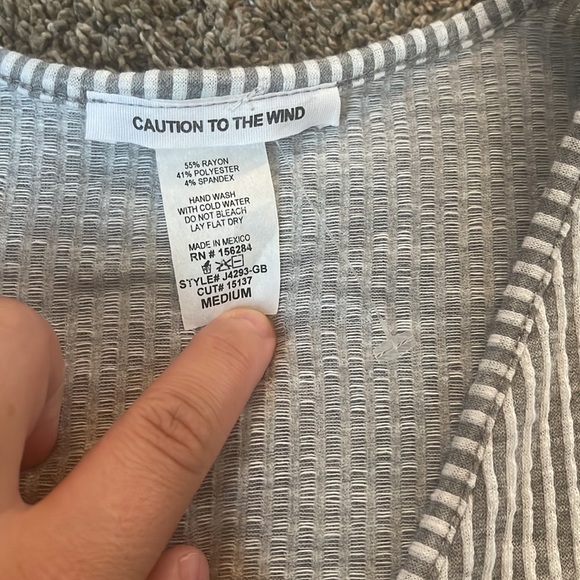 Caution to the Wind Top - Picture 2 of 6